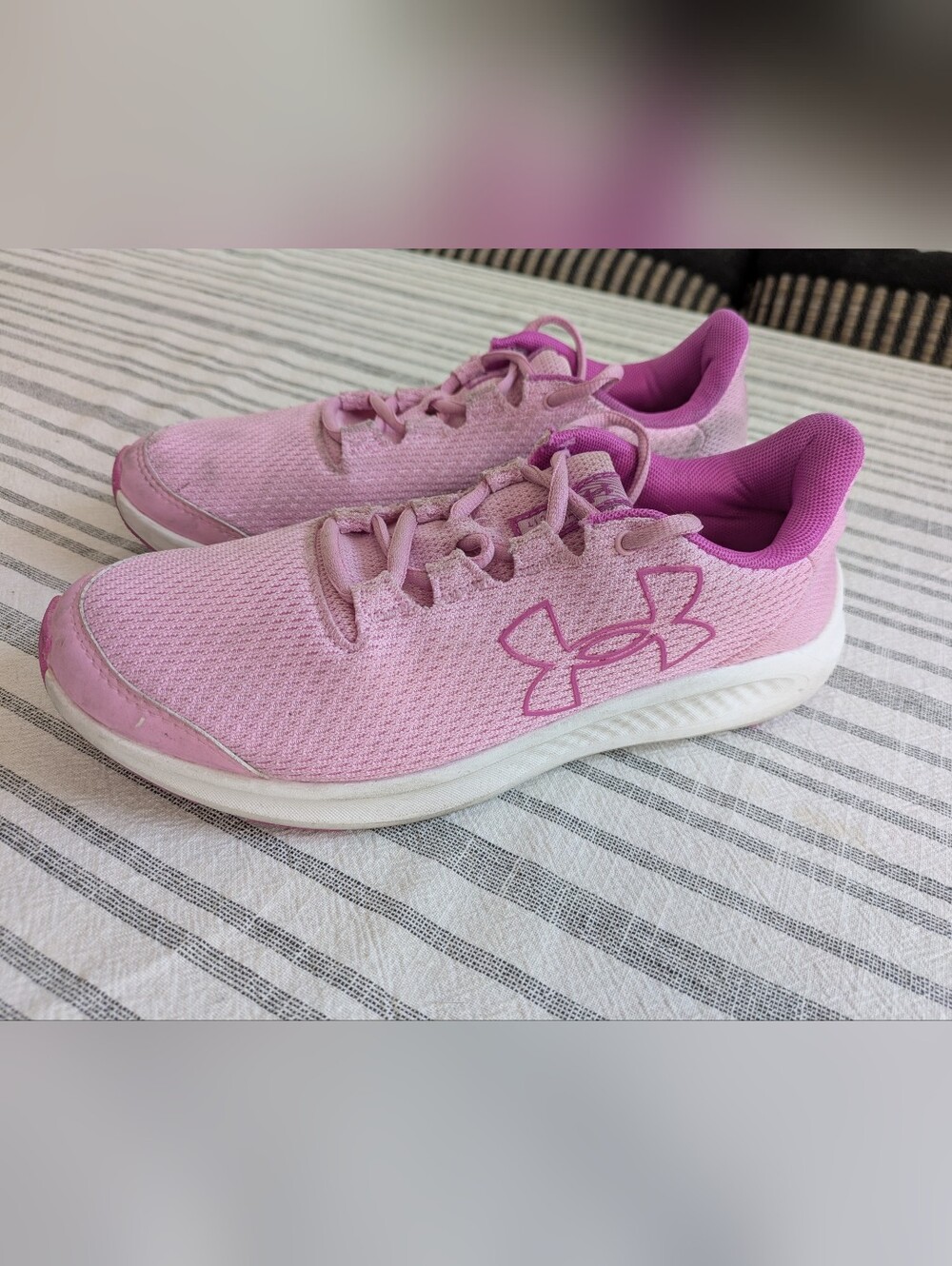 Big Girls Under Armour Sneakers